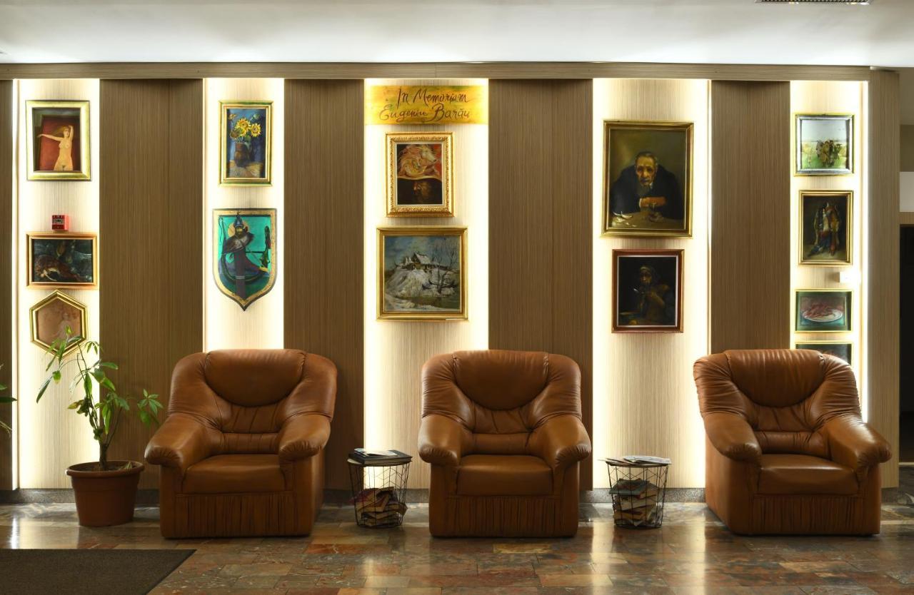 Hotel Select Tulcea Exterior foto