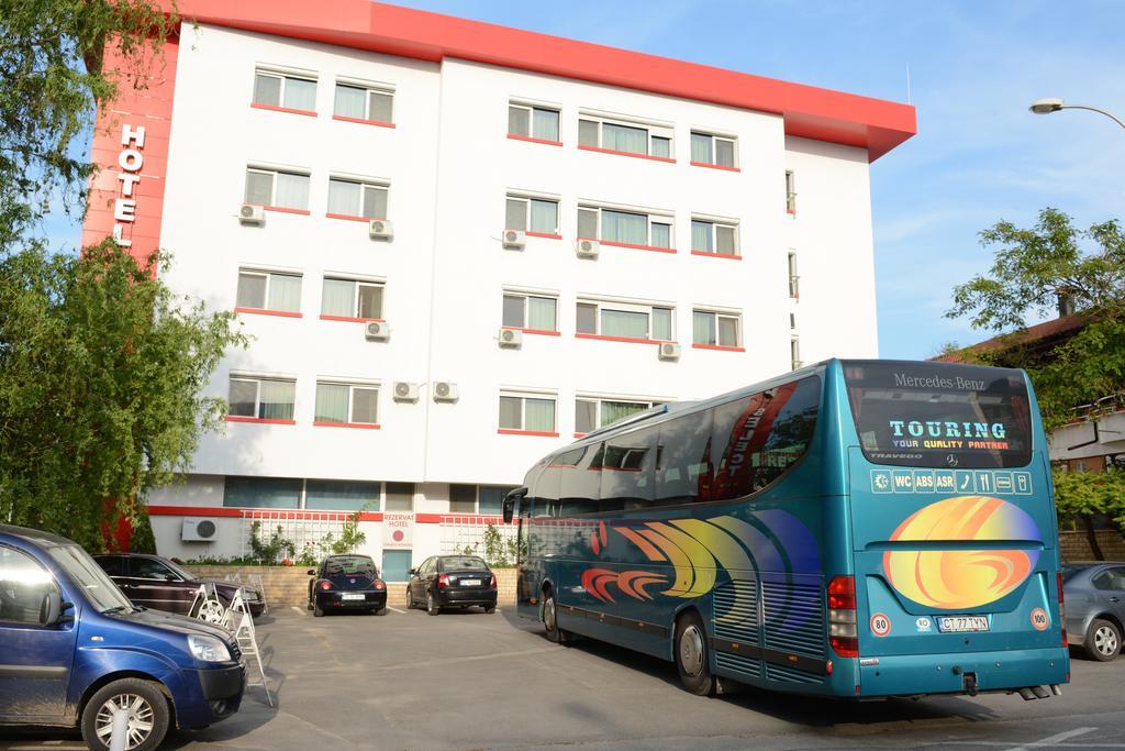 Hotel Select Tulcea Exterior foto