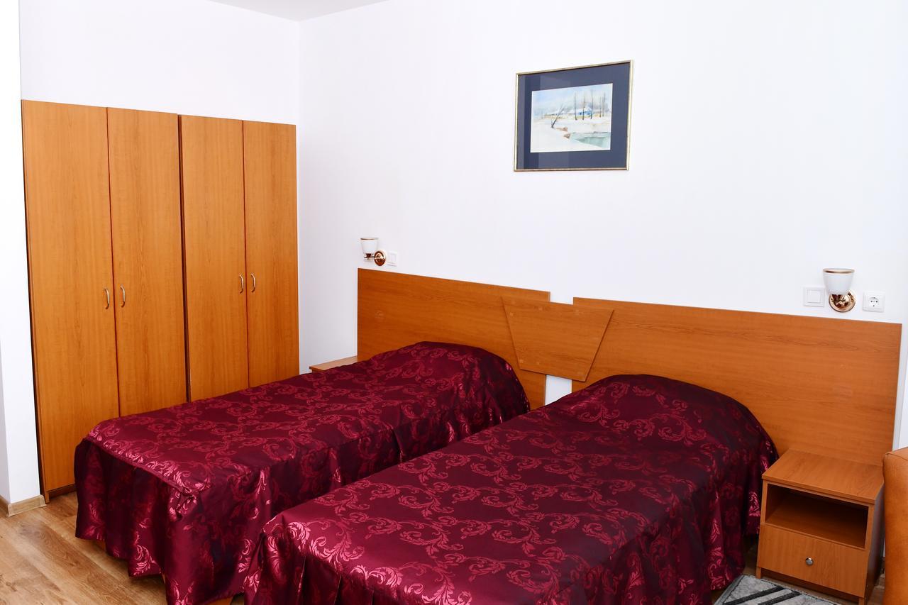 Hotel Select Tulcea Exterior foto
